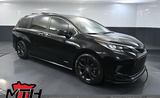 2021 Toyota Sienna LE