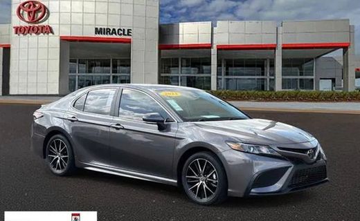 2023 Toyota Camry SE