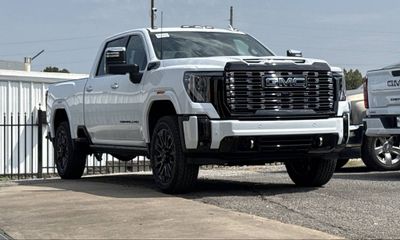 2026 GMC Sierra HD Denali Ultimate