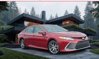 2022 Toyota Camry XLE