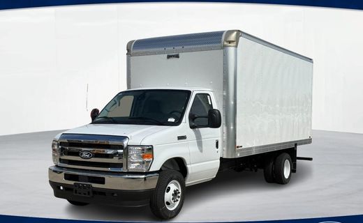 2027 Ford E-450 Base
