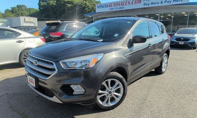 2017 Ford Escape SE