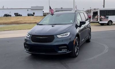 2021 Chrysler Pacifica Touring