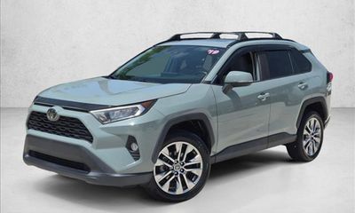 2019 Toyota RAV4 XLE Premium