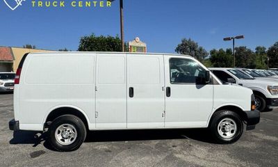 2020 Chevrolet Express LT EXT