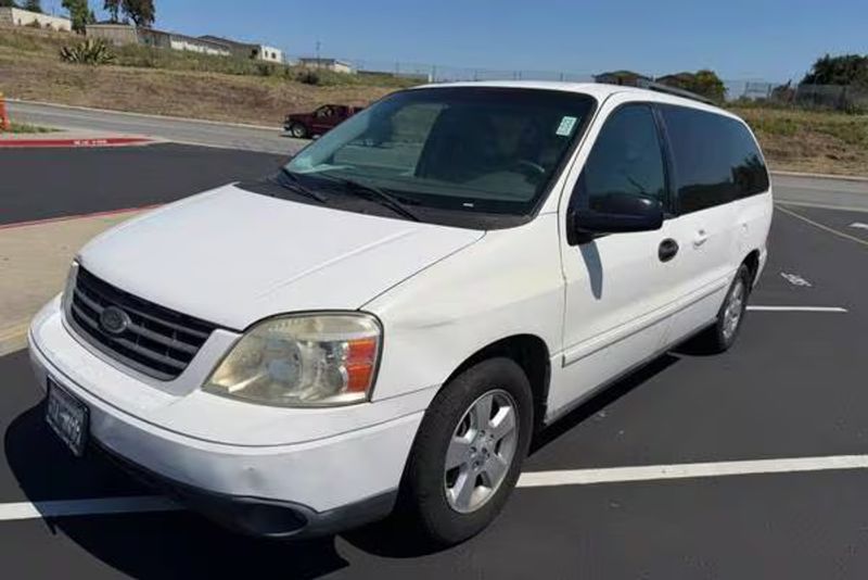 2006 Ford Freestar — a typically priced live listing