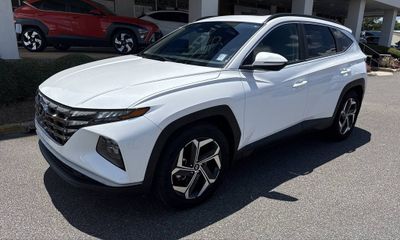 2022 Hyundai Tucson SEL Premium PKG