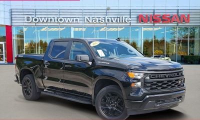 2025 Chevrolet Silverado Custom