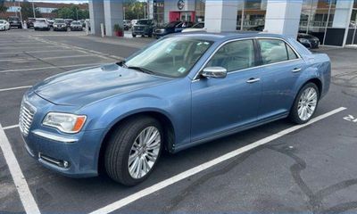 2011 Chrysler 300 Limited