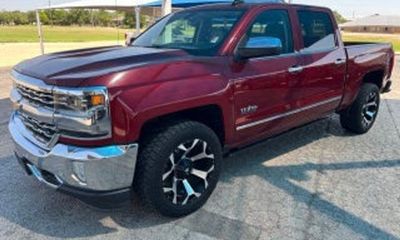 2017 Chevrolet Silverado LT
