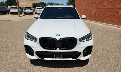 2023 BMW X5 M50i