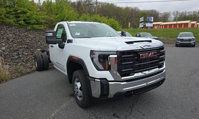 2026 GMC Sierra HD Pro