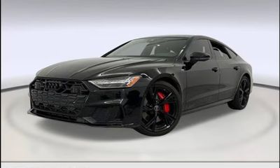 2025 Audi A7 S Line Quattro