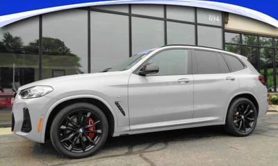 2024 BMW X3 M40i