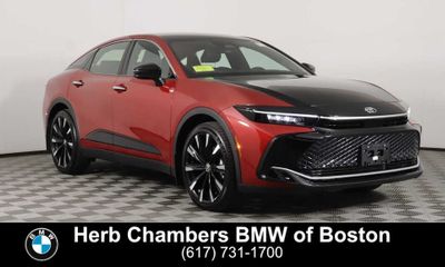 2025 Toyota Crown Platinum