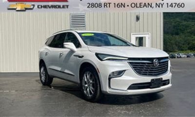 2023 Buick Enclave Essence
