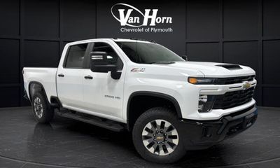 2026 Chevrolet Silverado HD Custom