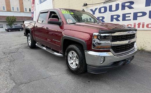 2017 Chevrolet Silverado LT