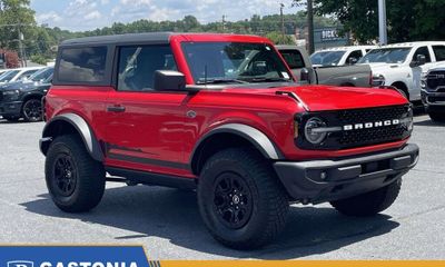 2022 Ford Bronco Base Big Bend