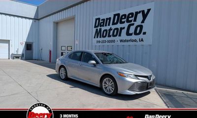 2018 Toyota Camry SE XLE Hybrid