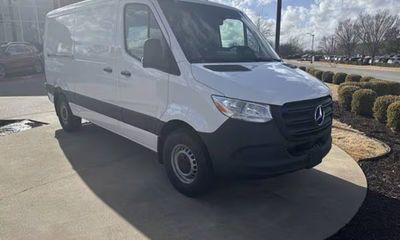 2025 Mercedes-Benz Sprinter 907