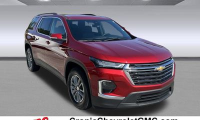 2023 Chevrolet Traverse LT