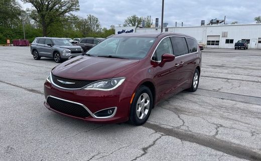 2020 Chrysler Pacifica Touring
