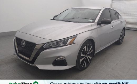 2022 Nissan Altima SR