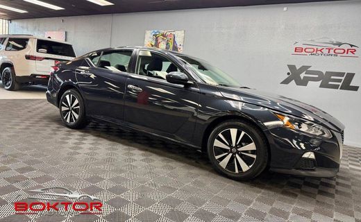 2022 Nissan Altima SV