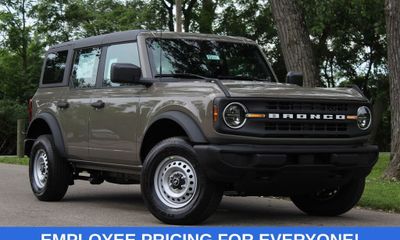 2026 Ford Bronco Base