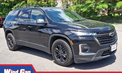 2022 Chevrolet Traverse LS