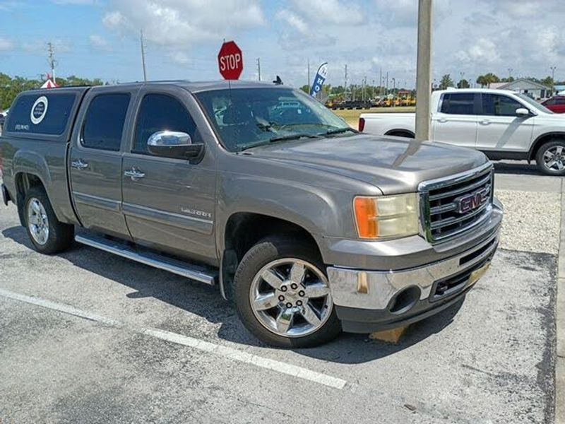 2013 Gmc Sierra 1500 — a typically priced live listing