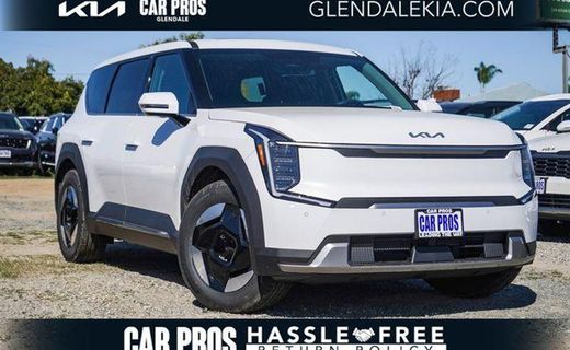 2026 Kia EV9 Light LR