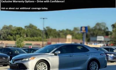 2018 Toyota Camry SE XLE Hybrid