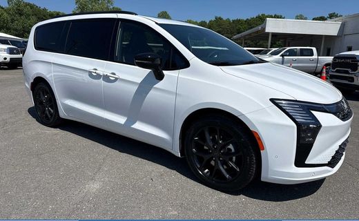 2027 Chrysler Pacifica Limited