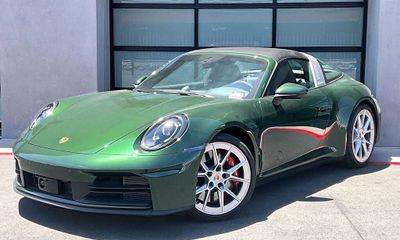 2026 Porsche 911 Targa 4S