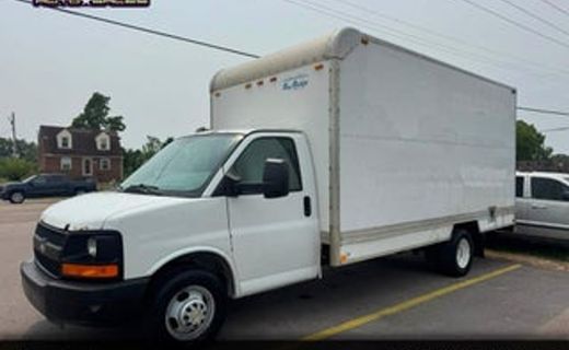 2013 Chevrolet Express 3500 Cutaway 177