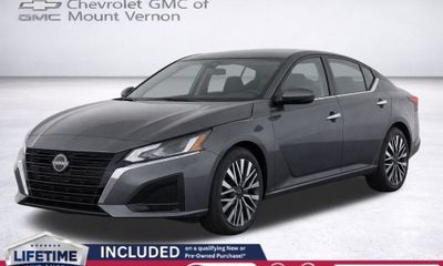 2024 Nissan Altima SV