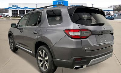 2025 Honda Pilot Touring HPD