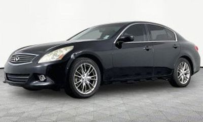 2013 Infiniti G37