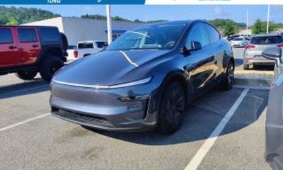 2026 Tesla Model Y Long Range