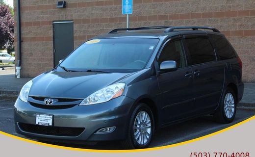 2010 Toyota Sienna XLE