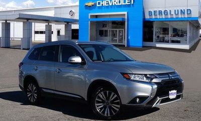 2020 Mitsubishi Outlander ES SE LE