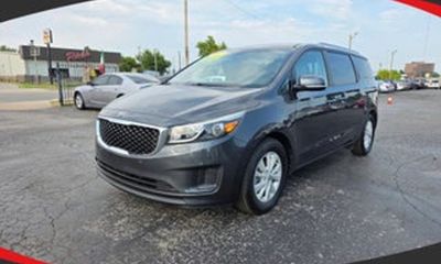 2017 Kia Sedona LX