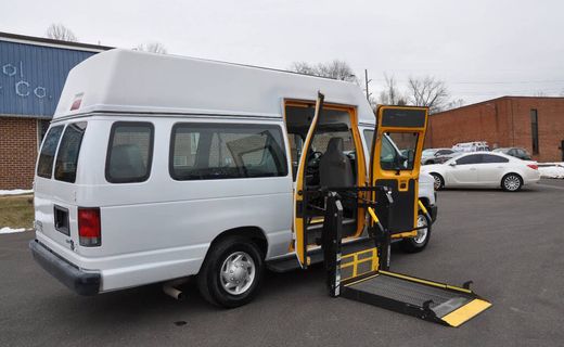 2014 Ford E-Series Extended Cargo VAN