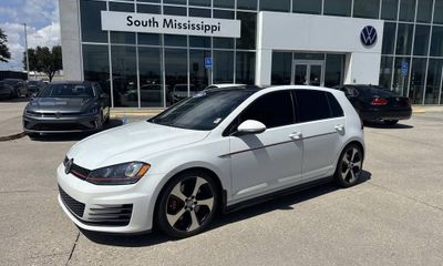 2016 Volkswagen Golf GTI 2 0T Base