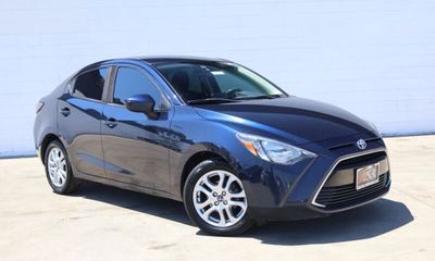 2017 Toyota Yaris IA