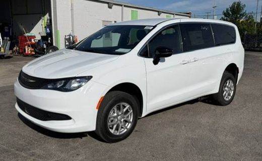 2026 Chrysler Voyager LX