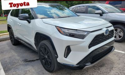 2023 Toyota RAV4 XSE