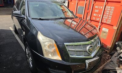 2010 Cadillac SRX Luxury